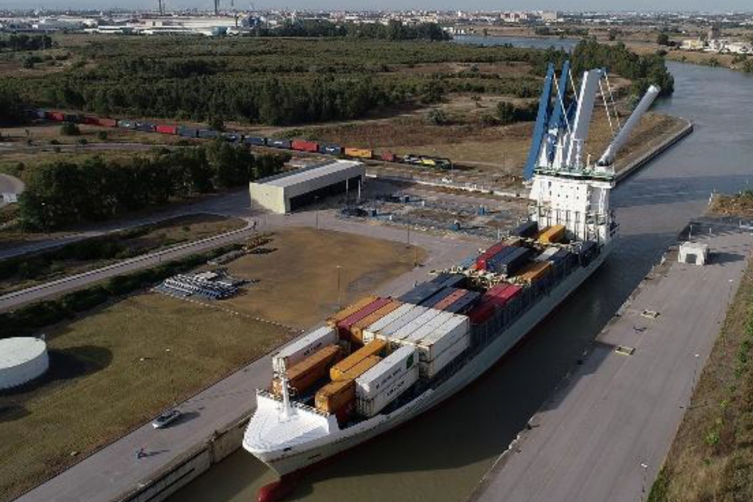 Hidrógeno verde en los puertos del Espacio Atlántico: caminando hacia el desarrollo de planes de acción portuarios y herramientas de toma de decisiones