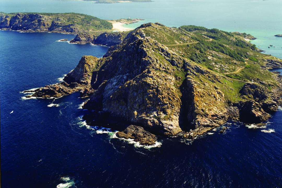APV y Xunta apuestan por trabajar conjuntamente en favor de unas islas Cíes cero emisiones